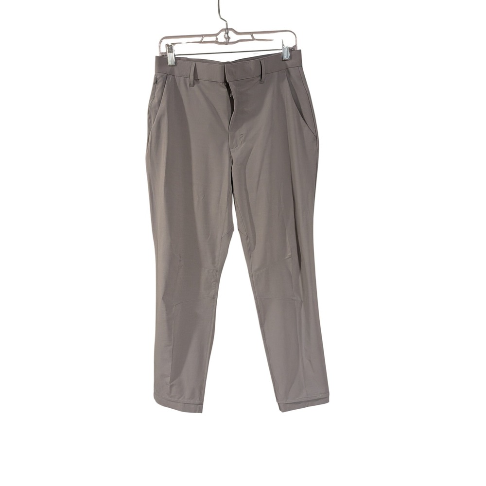 Fabletics Only-Short Motion Pants Mens S Gray Technical Stretch Chino PT2040675